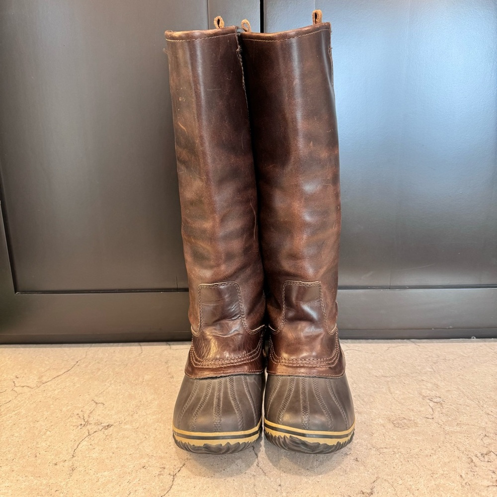 Sorel leather and rubber boots size 8.5